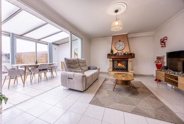 MAISON 3 CHAMBRES + DÉPENDANCE ? RÉNOVATION RÉCENTE ? POTENTIEL D'AGRANDISSEMENT ? BOURG DYNAMIQUE