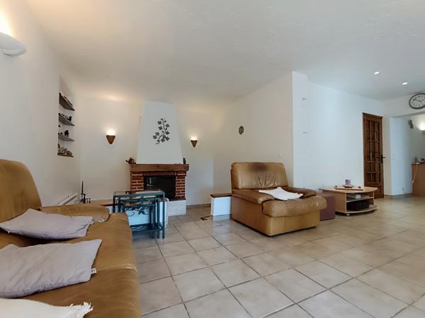 Auribeau-sur-Siagne (06810) 5 PIECES - JARDIN - GARAGE - PROCHE CANNES