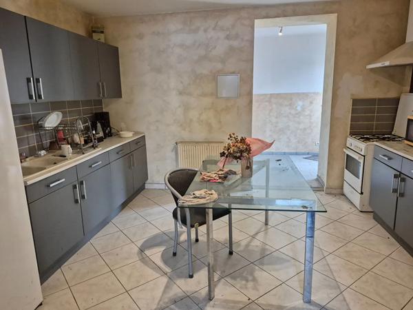 Maison à vendre 8 pièces 127m² Saint-Amand-les-Eaux (59230)