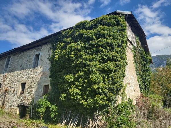 Grange a rehabiliter