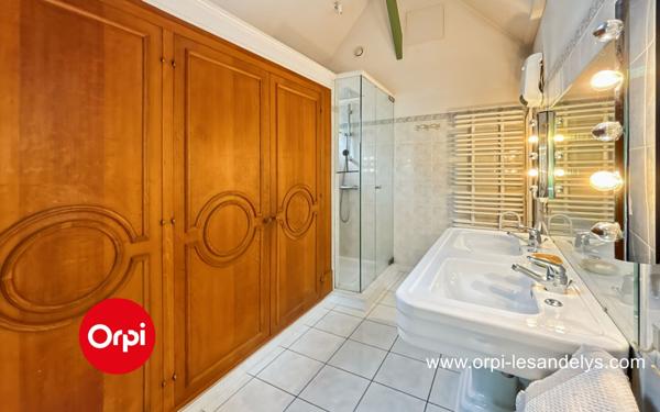 Maison à vendre    9 pièces • 181 m2 Les Andelys