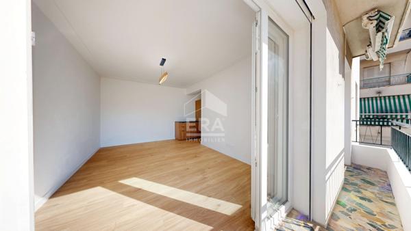 NICE - FLEURS : JOLI 3 PIÈCES AVEC BALCON  AU CALME