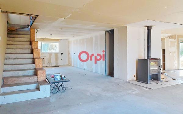 Maison à vendre    6 pièces •  Elven