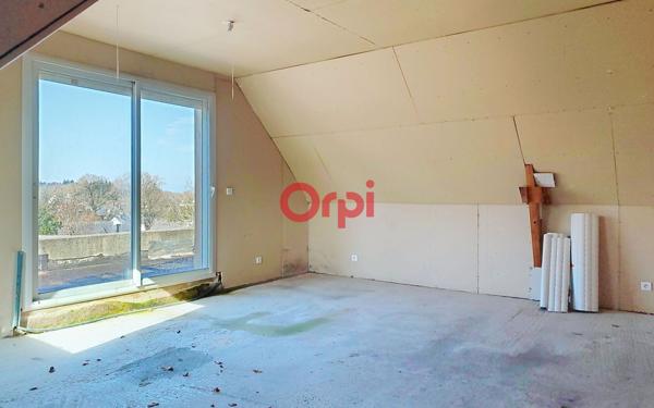 Maison à vendre    6 pièces •  Elven