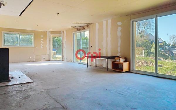 Maison à vendre    6 pièces •  Elven