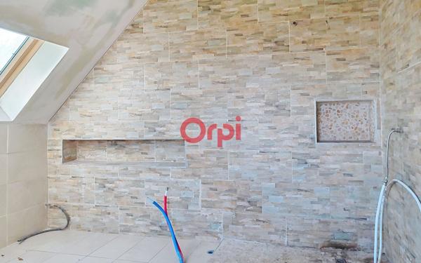 Maison à vendre    6 pièces •  Elven