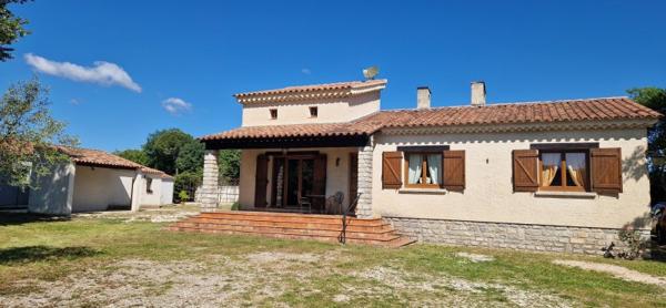 Vente / Maison traditionnelle à Néoules (83136)