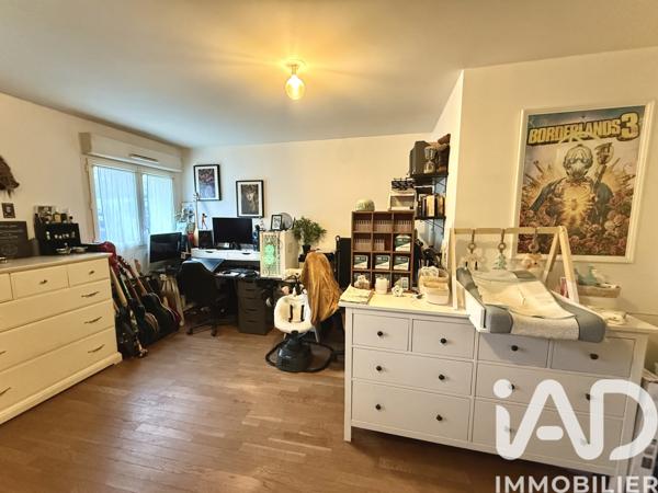 Appartement à vendre 2 pièces 62 m² Saint-Cyr-l'École