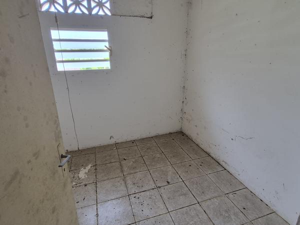 Propriété bâtie 2 maisons à rénover