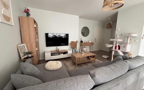 Appartement à vendre    2 pièces •  Corbeil-Essonnes