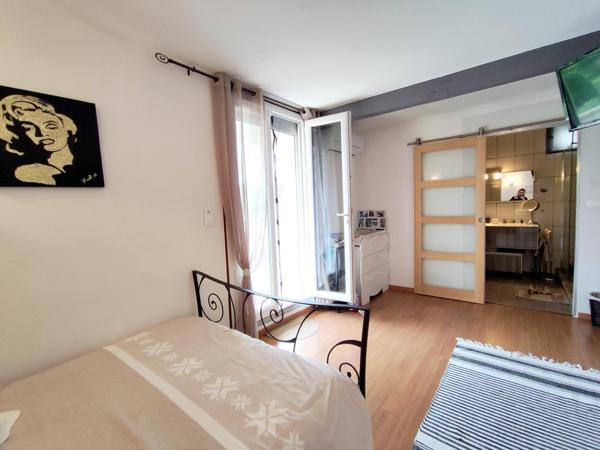 A SAISIR maison familiale rénovée avec studio independnant sur la commune de Lavilledieu