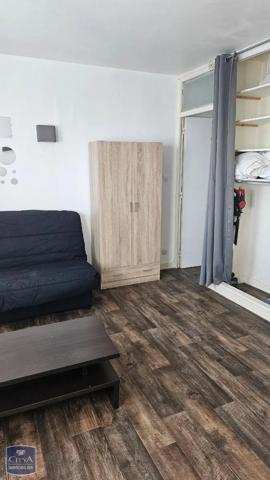 Appartement à louer 1 pièce 27.84m² Poitiers (86000)