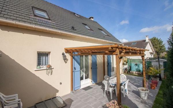 Maison à vendre    4 pièces • 86,54 m2 Osny