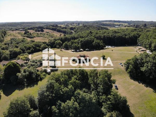 À vendre Maison 8 pièces 280 m² - Mareuil En Périgord 24340