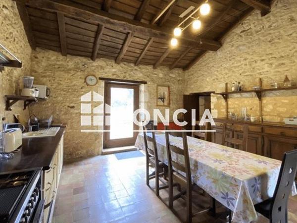 À vendre Maison 8 pièces 280 m² - Mareuil En Périgord 24340