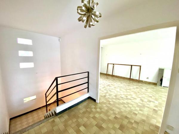 Calme absolu pour cette Maison à Lyon 5ème- 6 pièce(s) 170 m2