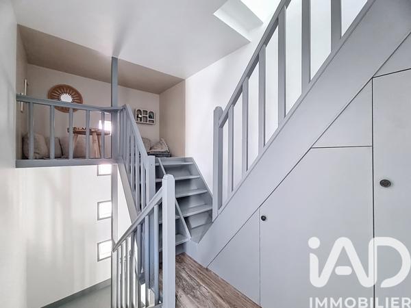 Maison à vendre 5 pièces 63 m² Paray-Vieille-Poste