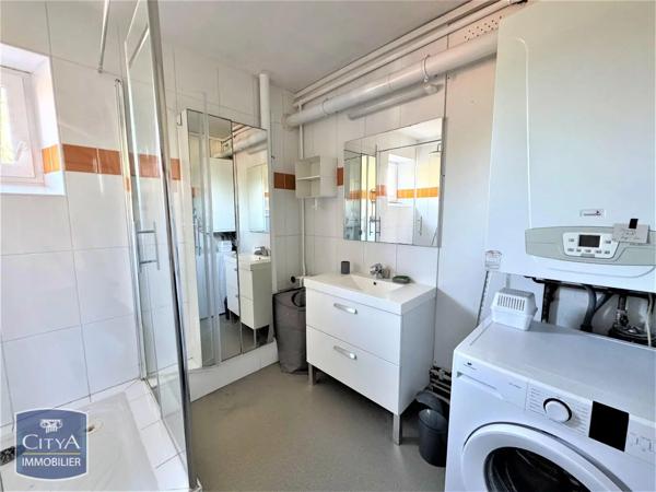 Appartement à louer 3 pièces 56.2m² Lille (59000)
