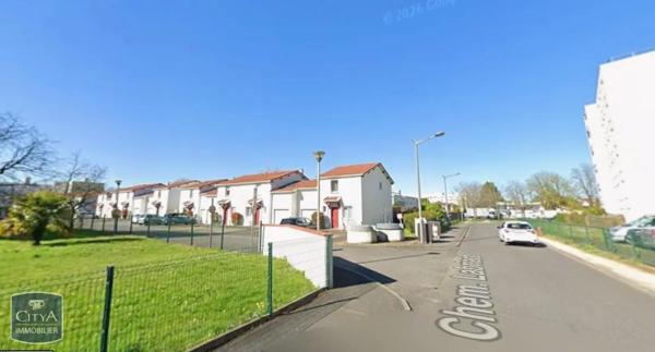 Appartement à louer 4 pièces 77.21m² Pau (64000)