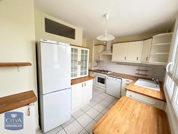 Appartement à louer 4 pièces 73.01m² Le Mans (72000)