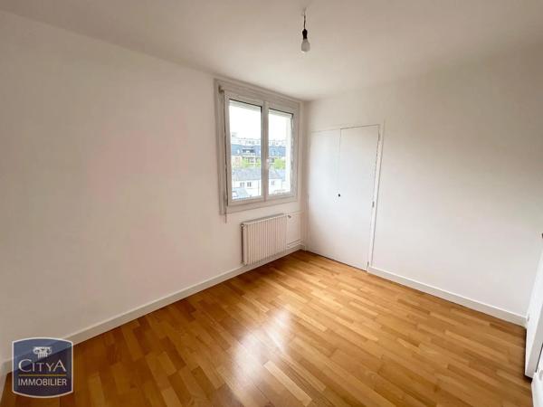 Appartement à louer 4 pièces 73.01m² Le Mans (72000)