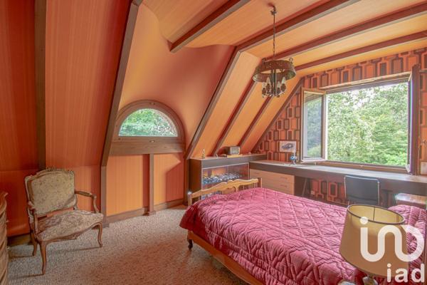 Maison 8 pièces de 333 m² à Malemort (19360)