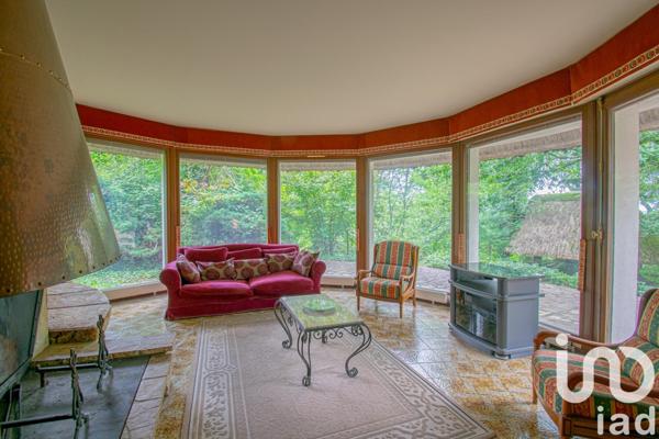 Maison 8 pièces de 333 m² à Malemort (19360)