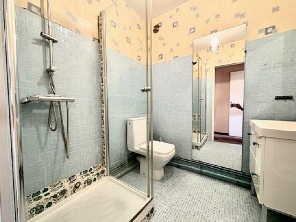 Appartement Marseille 5 pièce(s) 103 m² LE CORINTHE proche Castellane Parking en sus