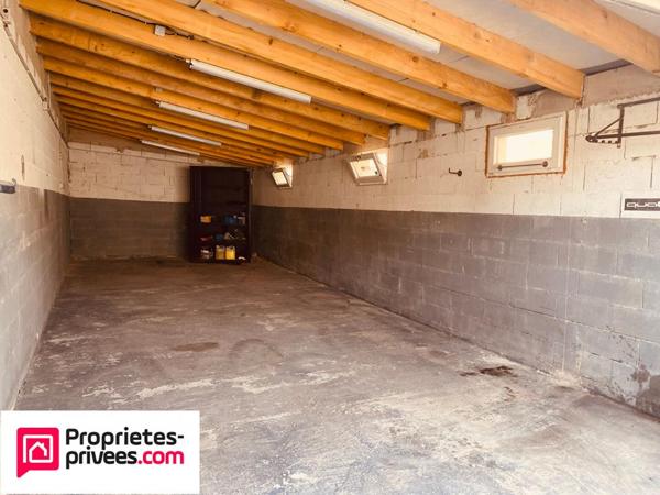 Maison de plain-pied cinq pièces trois chambres