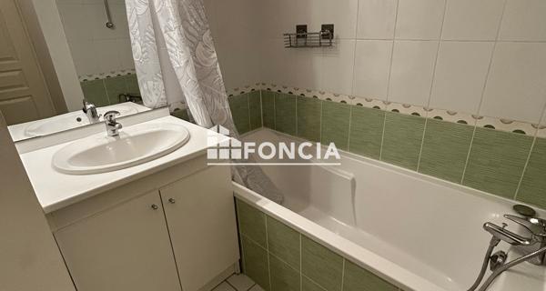 Location Studio meublé 29.4 m² - Niort 79000