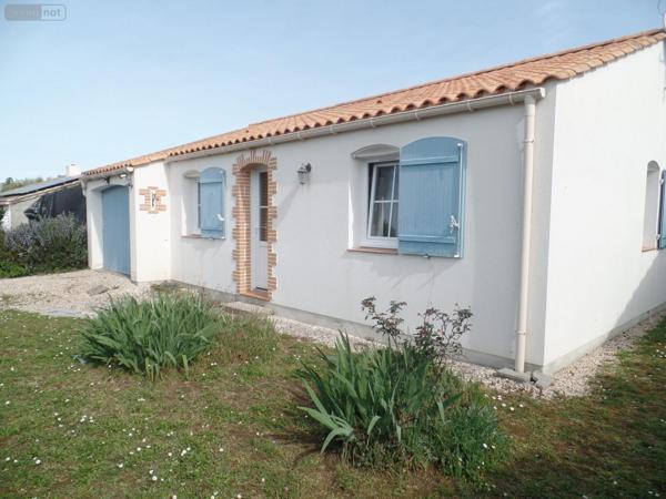 Maison individuelle à vendre à Sallertaine en Vendée (85300), ref : VM5168-85092