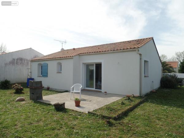 Maison individuelle à vendre à Sallertaine en Vendée (85300), ref : VM5168-85092