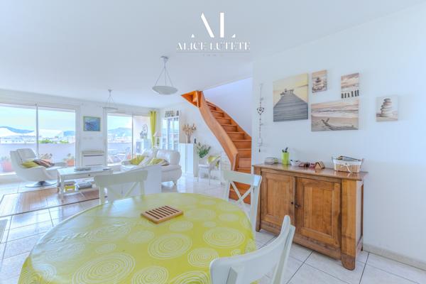 Marseille (13008) BARTEL - Duplex de 145 m² avec terrasse, double parking, box et cave