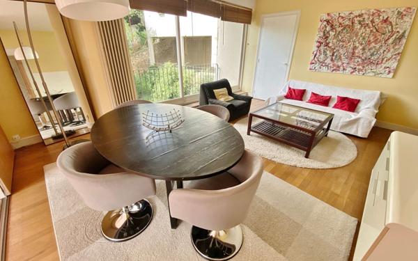 Appartement à vendre    3 pièces • 73,10 m2 Sainte-Foy-lès-Lyon