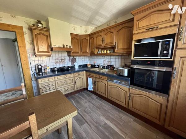 Maison avec deux Appartements +  dépendances