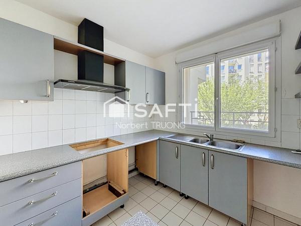 T3 - 66m2 - SEJOUR/SAM - CUISINE - 2 CHAMBRES - SDB - BALCON - PARKING - CAVE