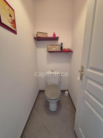 Maison à vendre 4 pièces SAINT GEORGES DE DIDONNE (17) - Terrasses -garage
