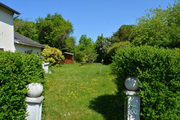 Maison Montmorency (95160) 6 pièces 3 chambres 165m2 1600m2 de terrain