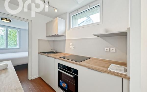 Maison à louer    2 pièces • 29,70 m2 Vesseaux