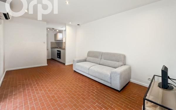 Maison à louer    2 pièces • 29,70 m2 Vesseaux