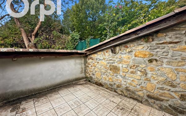 Maison à louer    2 pièces • 29,70 m2 Vesseaux