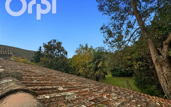 Maison à louer    2 pièces • 29,70 m2 Vesseaux