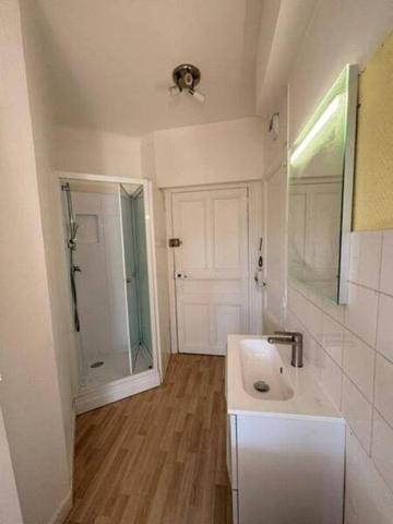 Appartement 1 pièce                                        - 44100 Nantes Réf : 11584