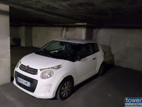 Parking Paris 18