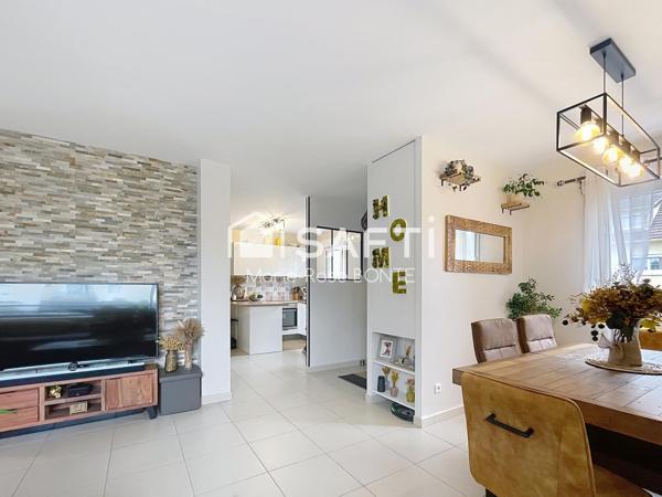 MAISON INDIVIDUELLE DE 2020 (91 M2) A VILLENEUVE-LE-ROI  - DPE C - 273 M2 DE TERRAIN