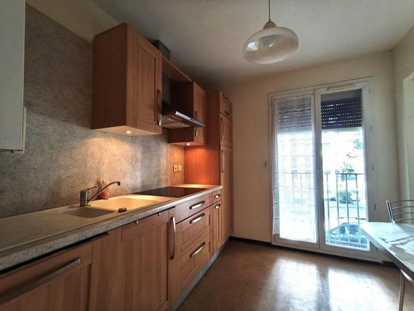 T3 · 77 m² · Perpignan – Moulin à Vent - 2 balcons · Cave privative · Chauffage individuel gaz