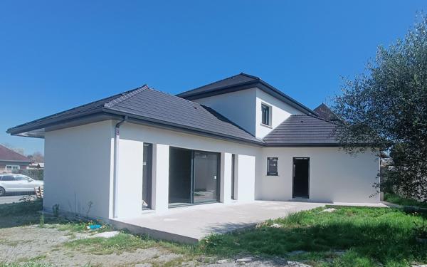 Maison à vendre    5 pièces •  Pau