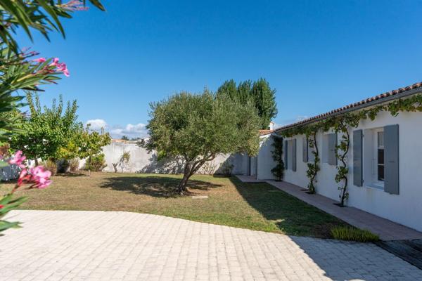 Vente Maison de luxe Loix 5 Pièces 125 m²