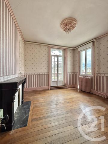 Maison à vendre  6 pièces - 217,62 m2 MOULINS - 03