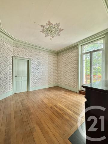 Maison à vendre  6 pièces - 217,62 m2 MOULINS - 03